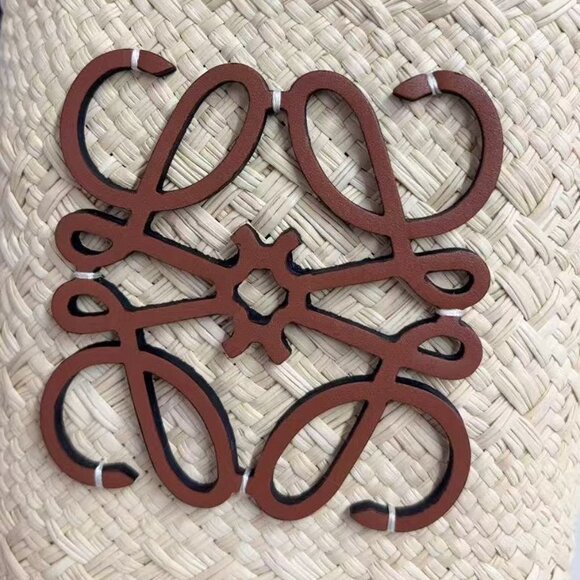 Loewe Square Pocket Bag - Picture 6 of 11